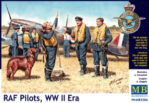 MB3206 1/32 RAF Pilots, WWII Era (3 Figures/Dog)