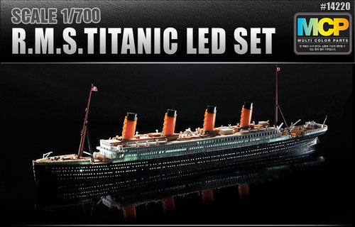 1/700 R.M.S. Titanic LED Set (LED SET)