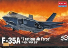 A12561 1/72 USAF F-35A Lightning II 7 Nations Air Force
