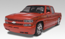 RE857200 1/25 99 Chevy Silverado Custom Pickup