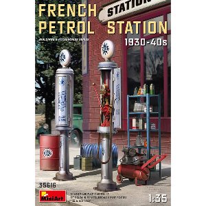 1/35 France Petrol Station 1930-40S